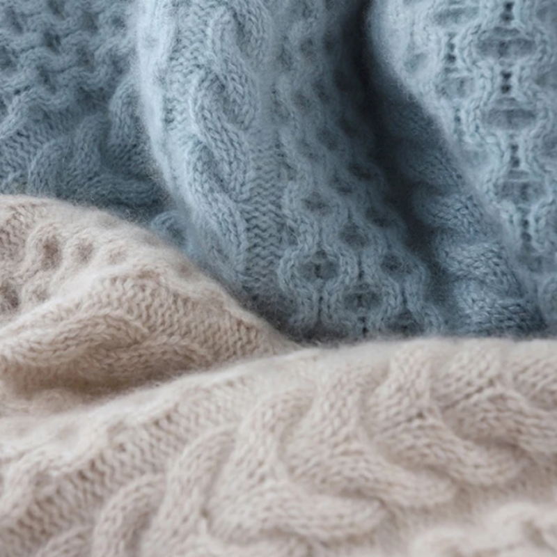 Lisbon Natural Fabric Turtleneck