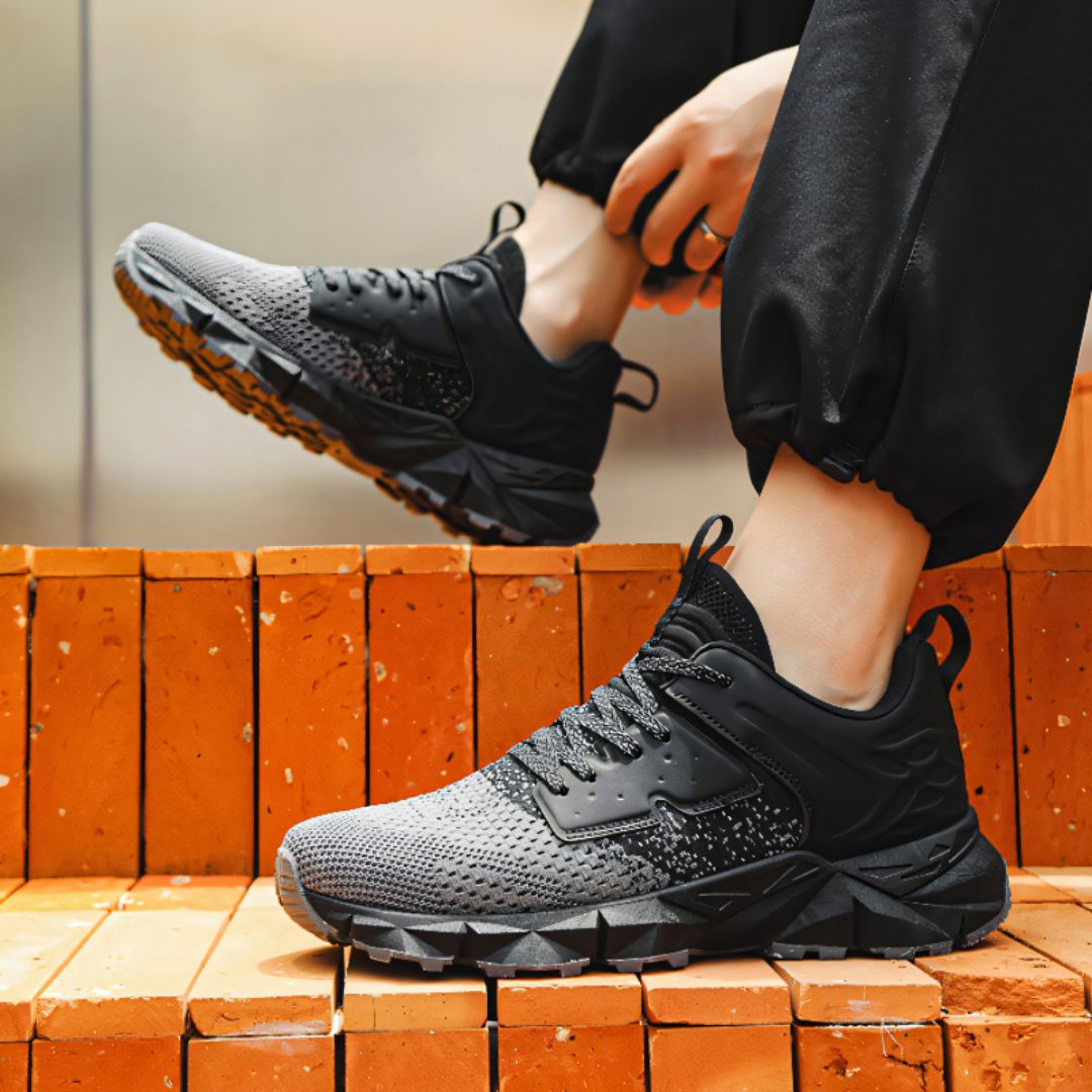 Axel Suede Sneakers