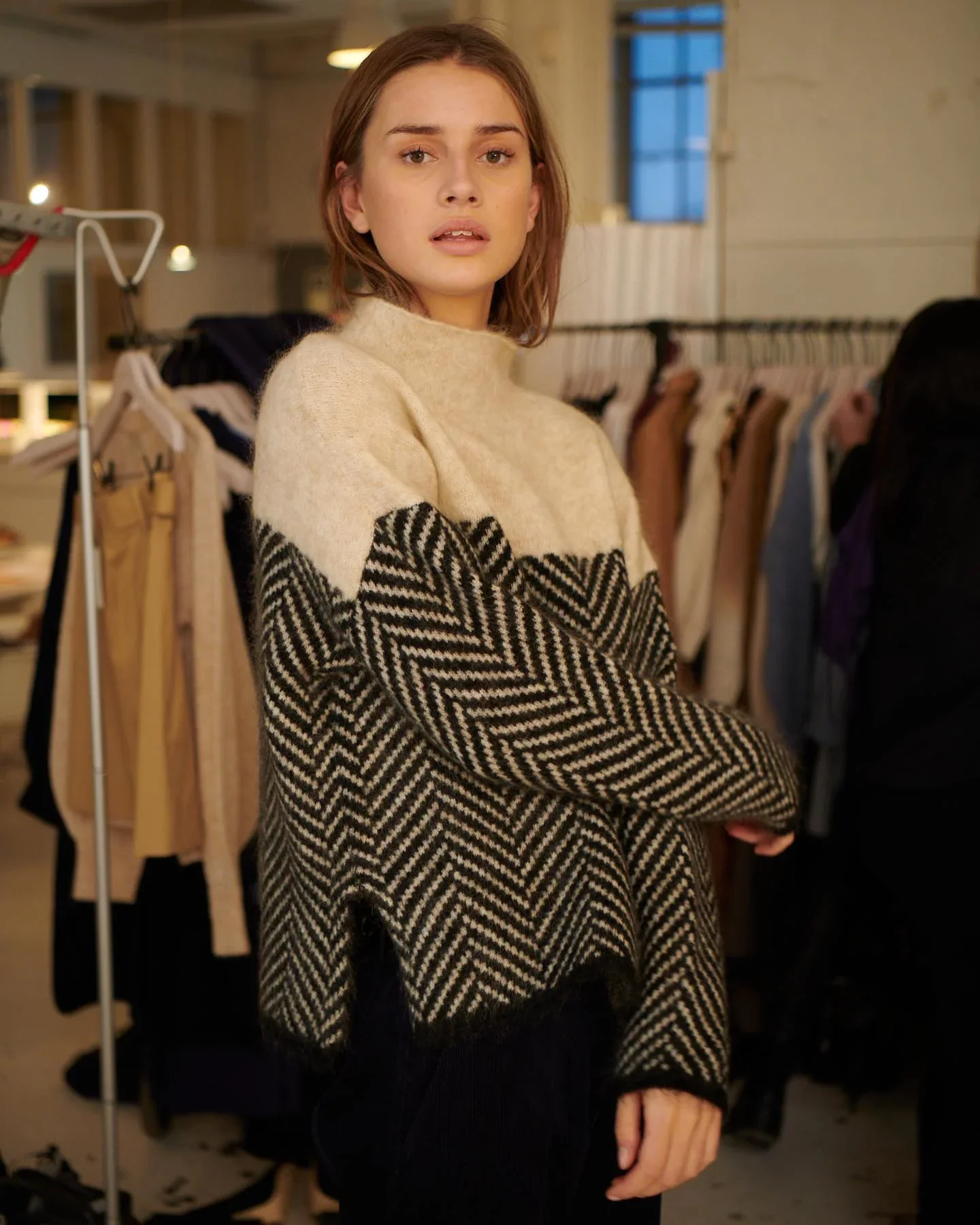 Milan Cashmere Turtleneck Sweater